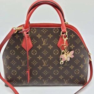 100% Auth Louis Vuitton Lock & Key with unbranded Bagcharm, Keycharm, Keychain